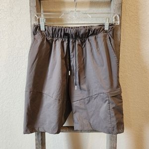 Vipro Boys Grey Athletic Shorts- Size Small